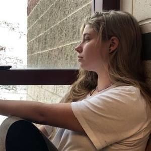 Meet your Posher, Gillian